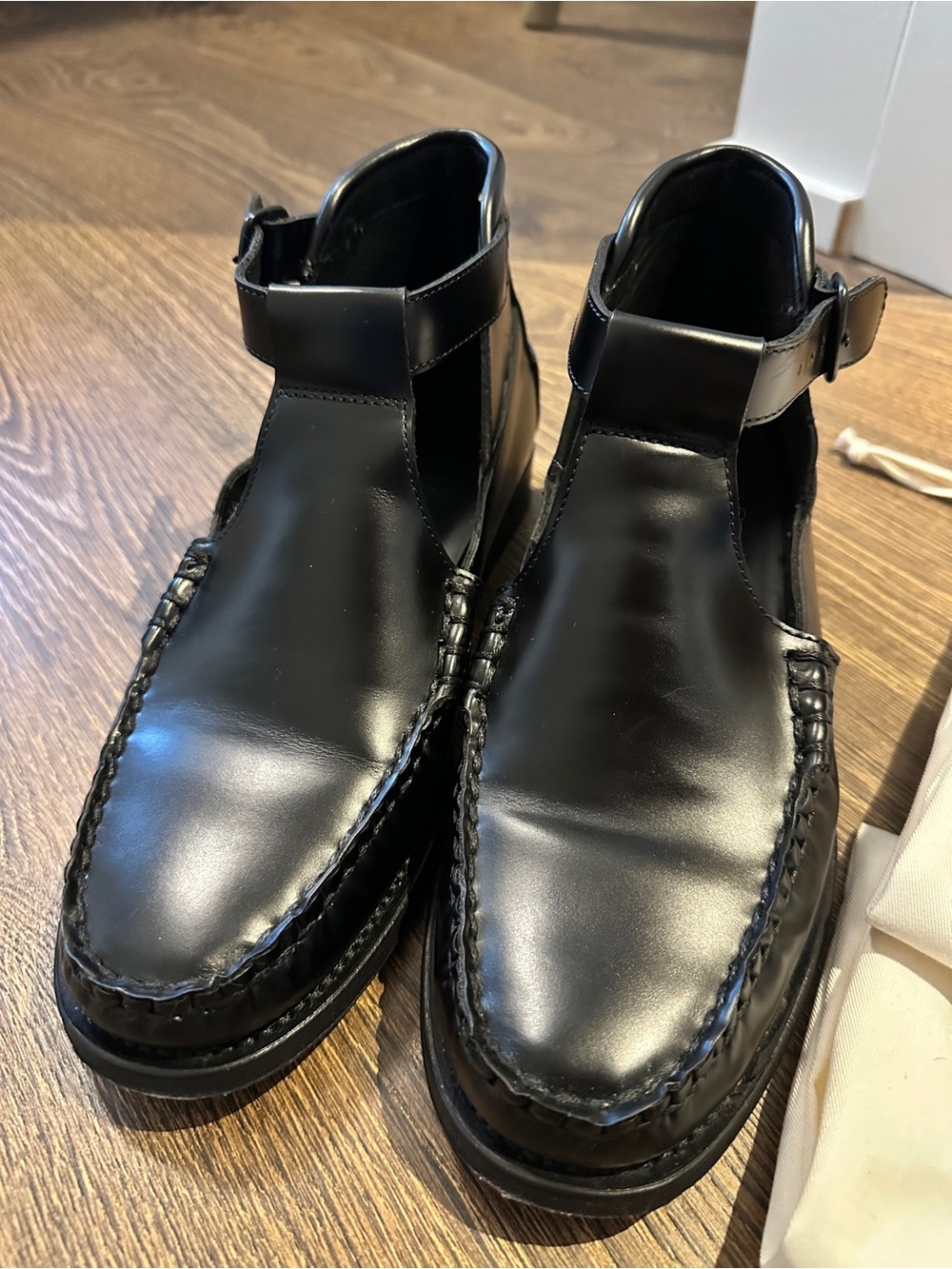 HEREU Aleo R Black Leather Boots Size 39
